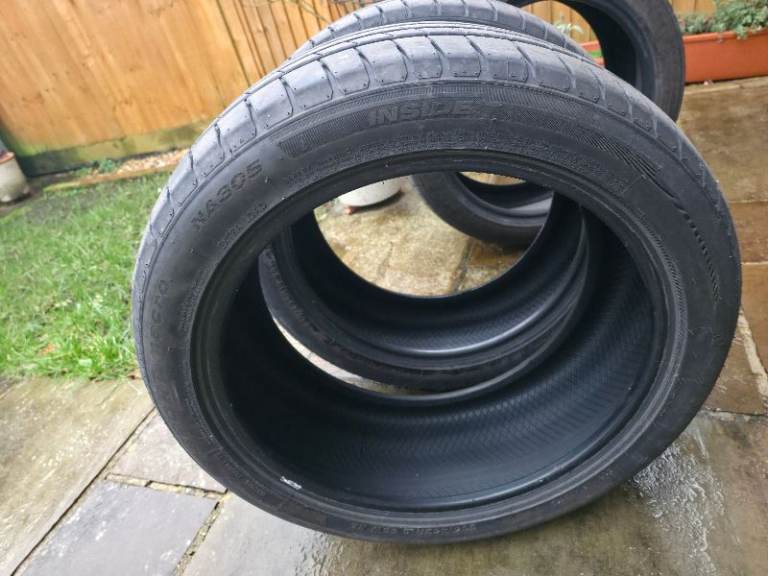 Tesla Model 3 Tyres - Sunny Sport Macro NA305 235 45 R 18 98W XL