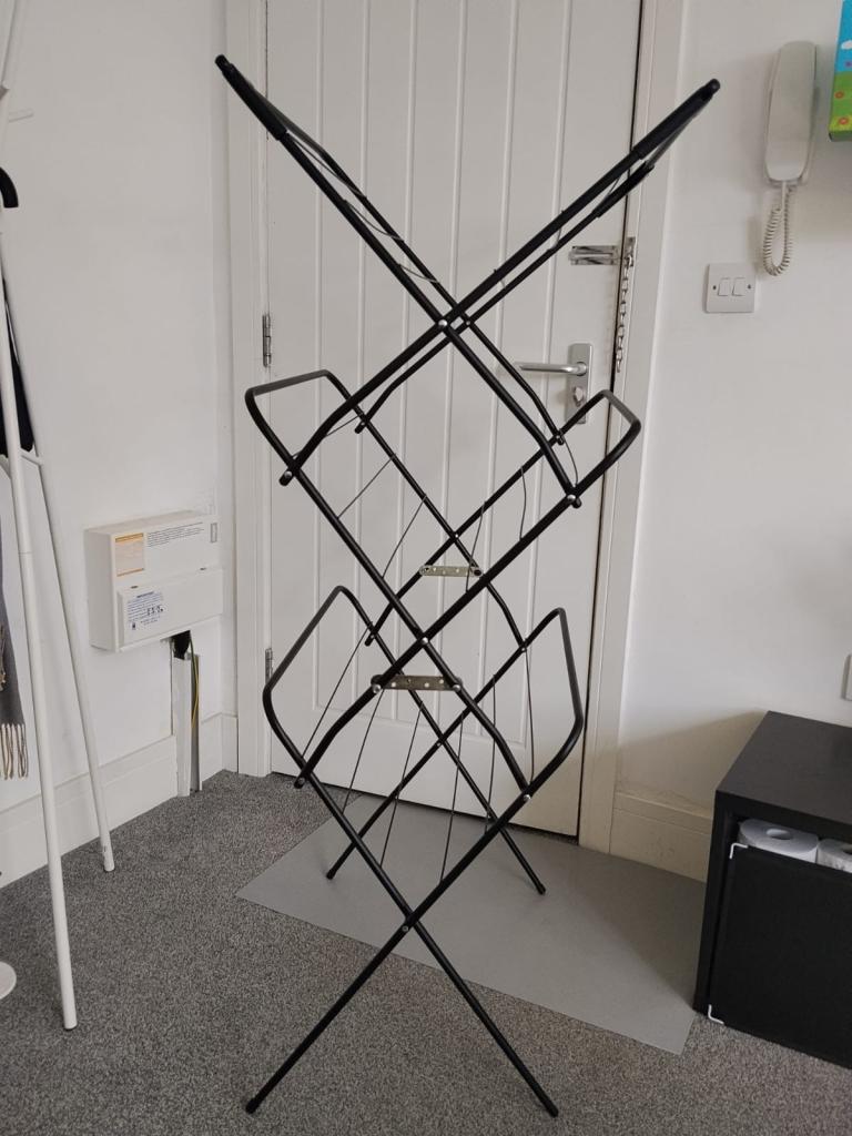 Black drying rack 