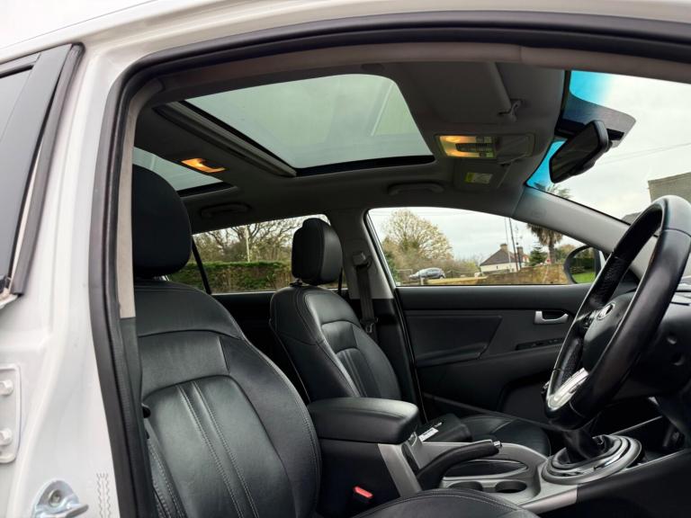 2016 Kia Sportage 1.7 CRDi EcoDynamics 3 2WD Euro 6 (s/s) 5dr ESTATE Diesel Manual