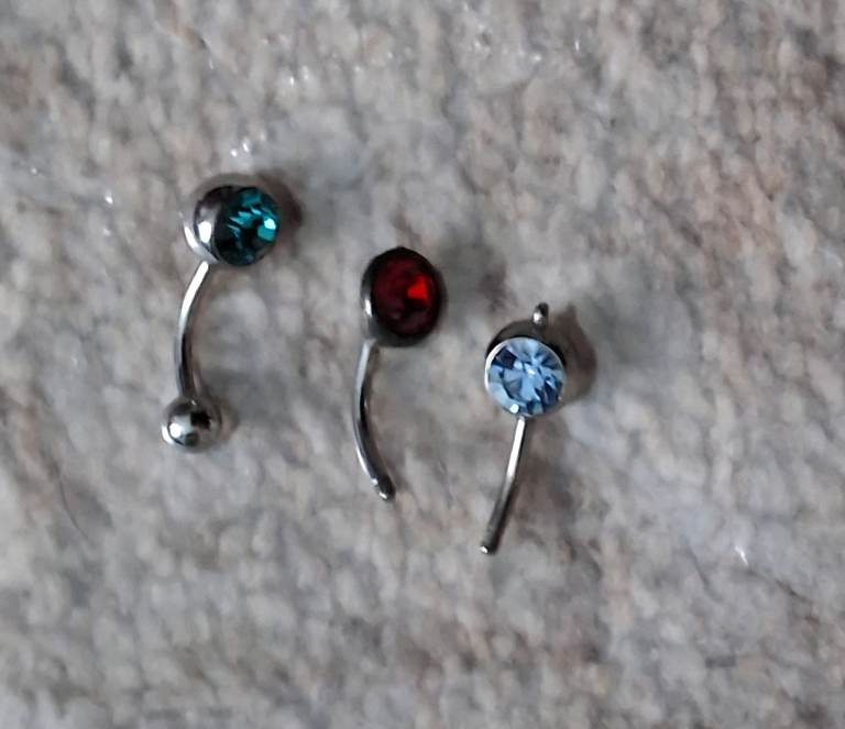 3 belly button bars