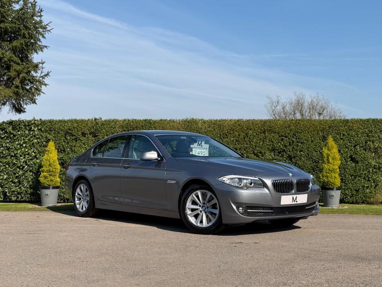 BMW 520D SE (GREY) 2.0D 5DR (SALOON) AUTOMATIC 55K M.O.T OCT FSH 2 KEYS A/C