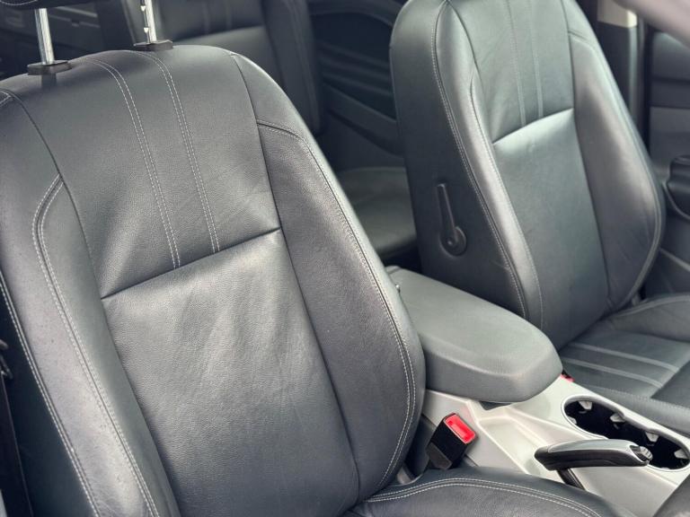 2011 Ford Grand C-Max 1.6 TDCi Titanium Euro 5 5dr MPV Diesel Manual