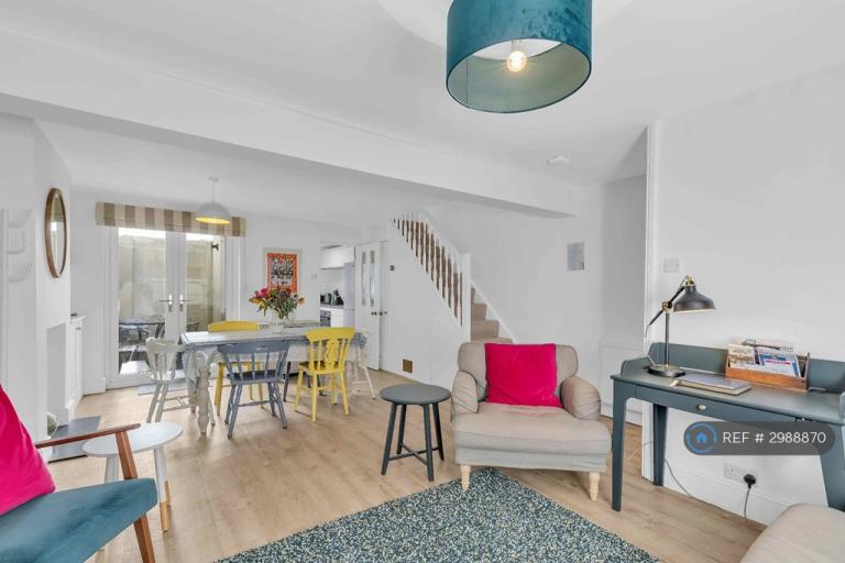 2 bedroom house in Millfield Cottages, Brighton And Hove, BN2 (2 bed) (#2988870)