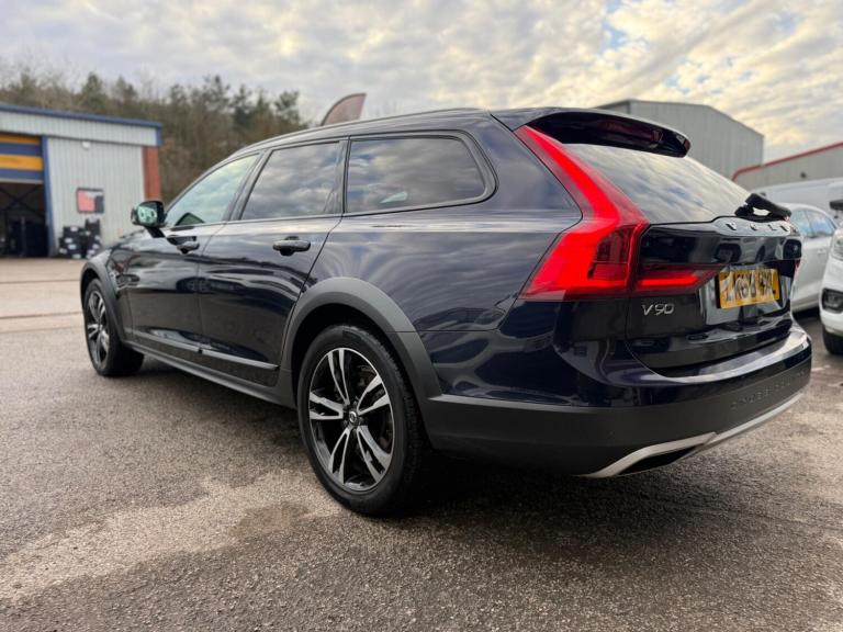 2018 Volvo V90 2.0 D4 Cross Country Pro 5dr AWD Geartronic ESTATE DIESEL Automatic