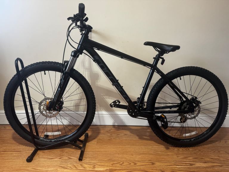 Carrera Vengeance bike18”