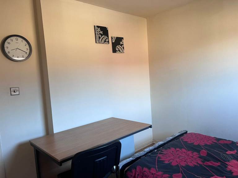 Room to rent in Glasgow Southside