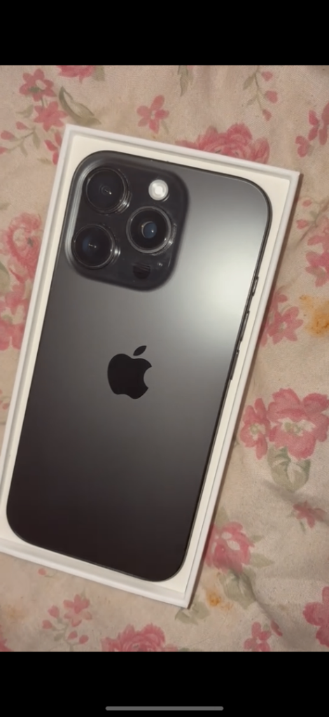 iPhone 16 Pro 256GB In Black Titanium - cracked screen - boxed