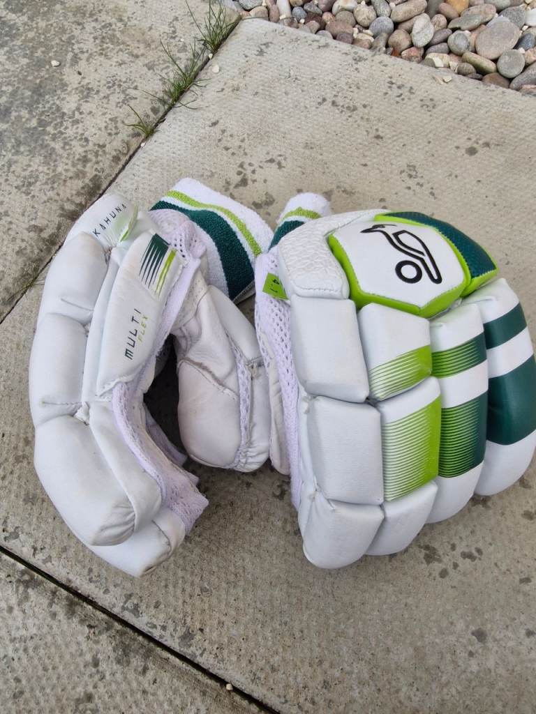 Cricket Batting Gloves - Kookaburra Multi Flex - Size Youth
