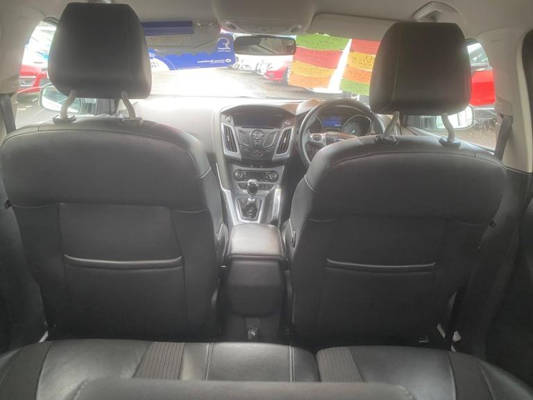 2011 Ford Focus 1.6T EcoBoost Titanium X Euro 5 (s/s) 5dr HATCHBACK Petrol Manual