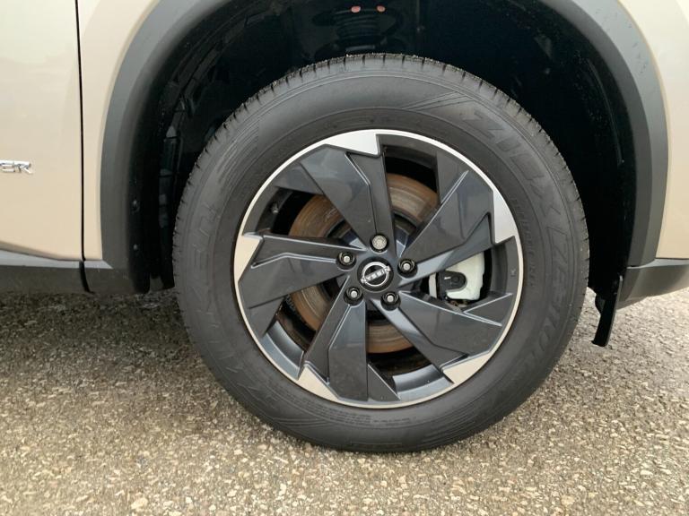 2025 Nissan X-Trail 1.5 E-Power E-4orce 213 N-Connecta 5dr Auto HATCHBACK PETROL/ELECTRIC Automatic