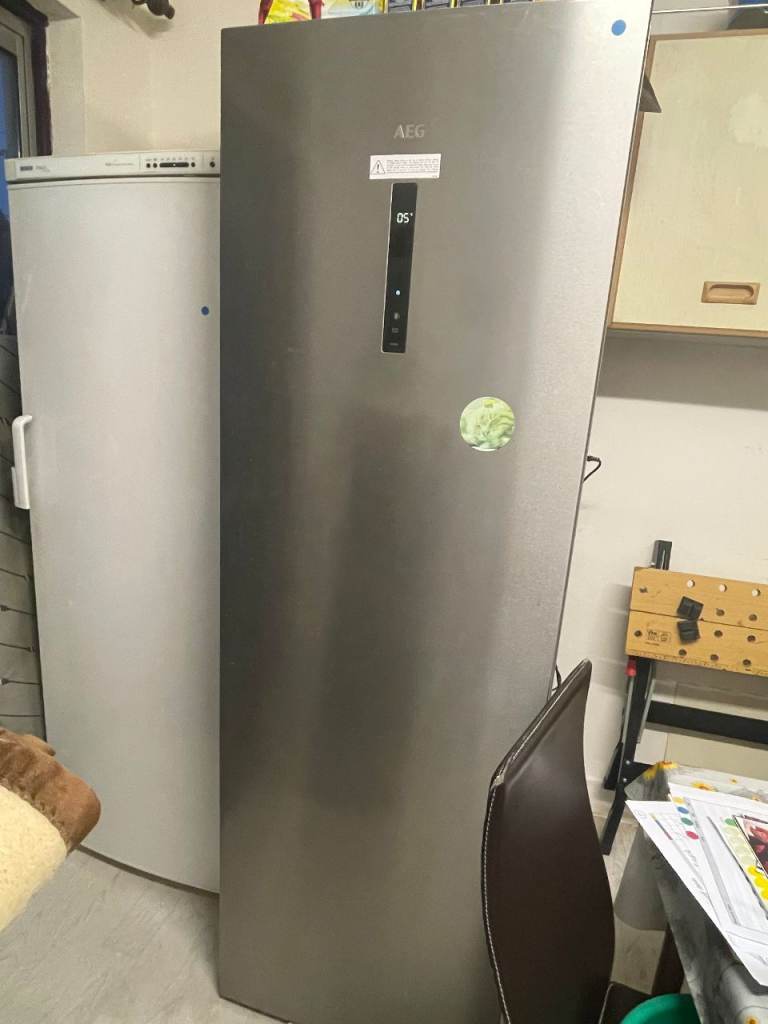 Bosch Freezer for free. Urgently need gone Saturday, please help me.