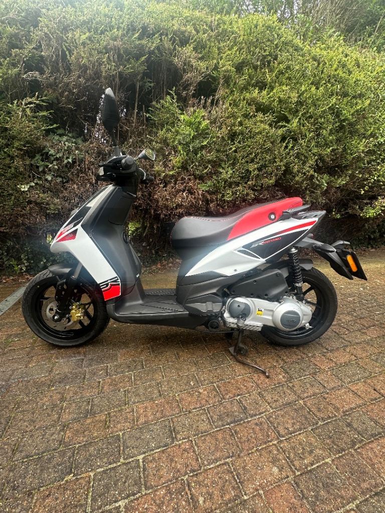 Aprilia, SR, 2016, 124 (cc)