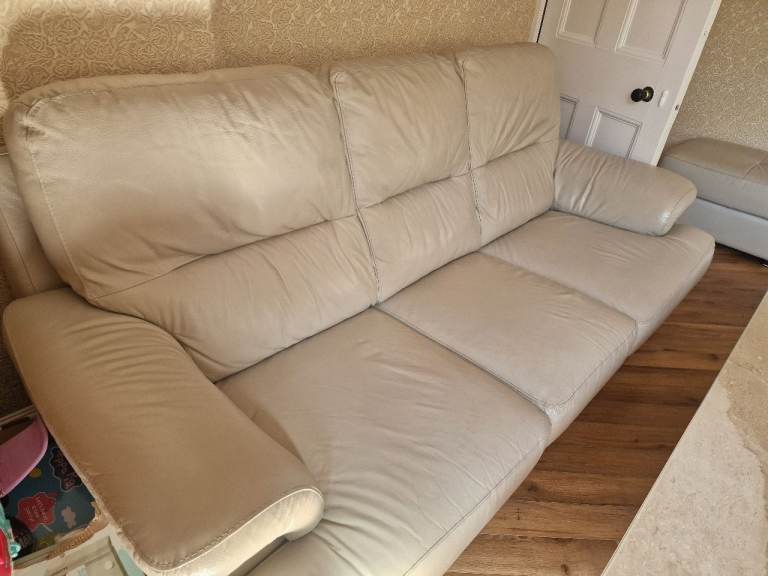 Luxury Sofa Set – 2 x Three-Seater Sofas & Footstool