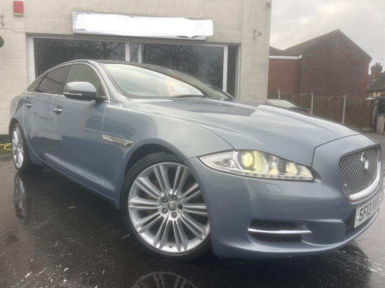2013 Jaguar XJ 3.0d V6 Portfolio 4dr Auto [8] SALOON Diesel Automatic