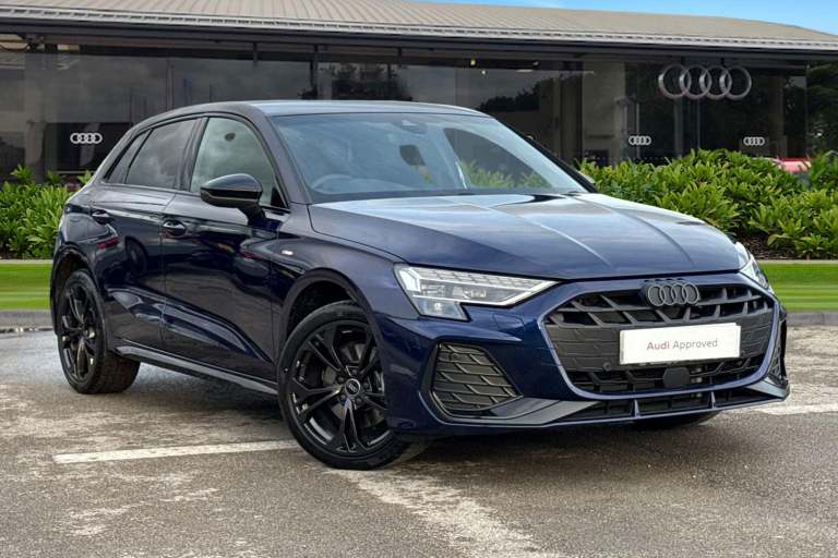 2025 Audi A3 Black Edition 40 TFSI e  204 PS S tronic Hatchback PETROL/ELECTRIC Automatic