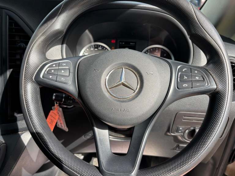 MERCEDES-BENZ VITO 1.7 110 CDI Progressive 2021