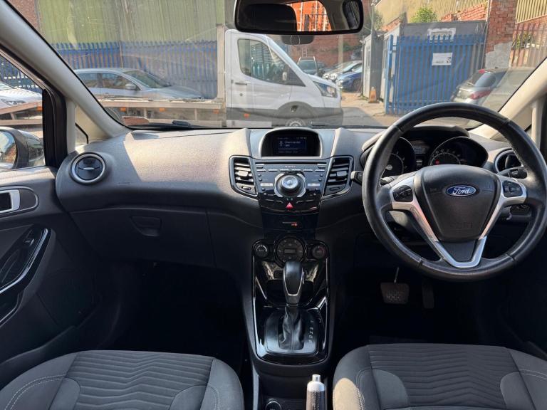 2012 Ford Fiesta 1.6 Titanium 5dr Powershift HATCHBACK Petrol Automatic