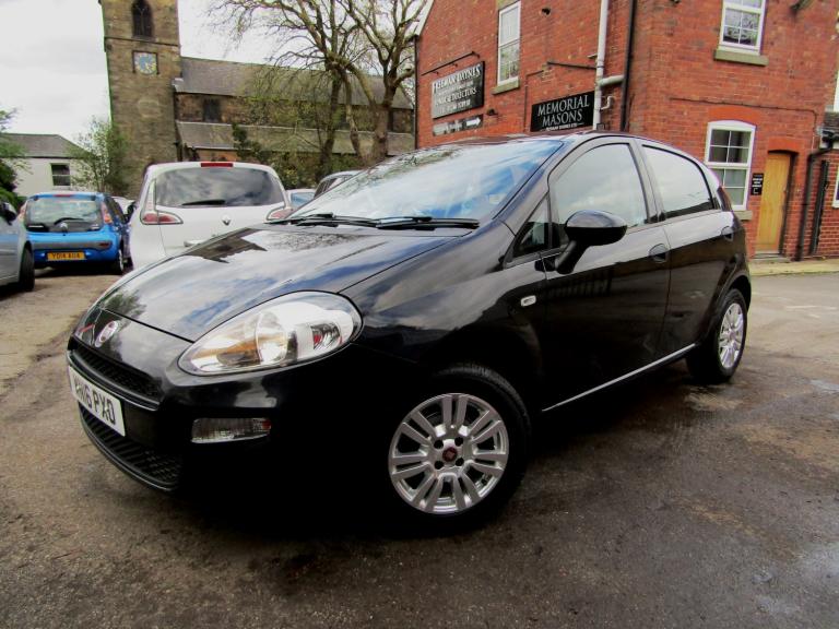 RARE 5 DOOR 12 MONTHS MOT 2 IN STOCK GOOD VALUE FOR MONEY