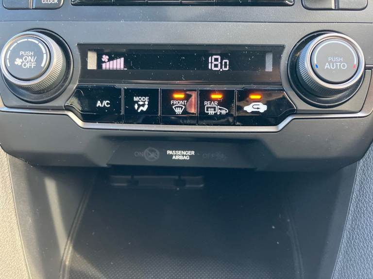 2018 Honda Civic 1.0 VTEC Turbo 126 SE 5dr Hatchback PETROL Manual