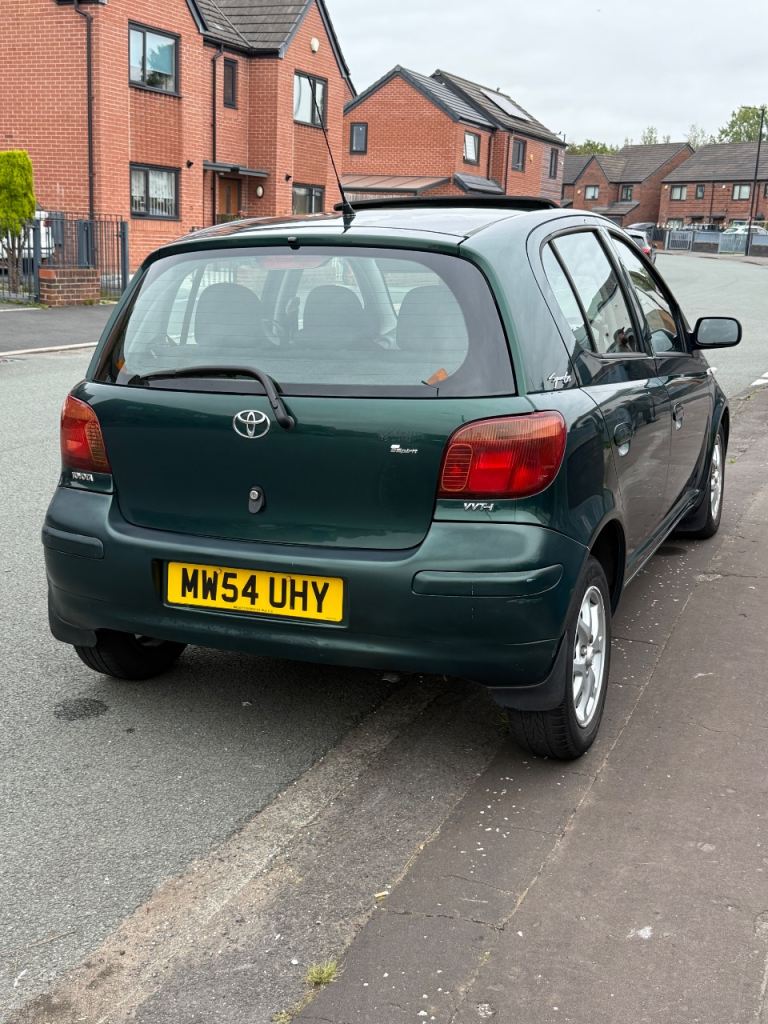 Toyota, YARIS, Hatchback, 2004, Manual, 1298 (cc), 5 doors