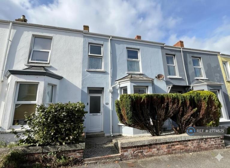 4 bedroom house in Budock Terrace, Falmouth, TR11 (4 bed) (#2774675)