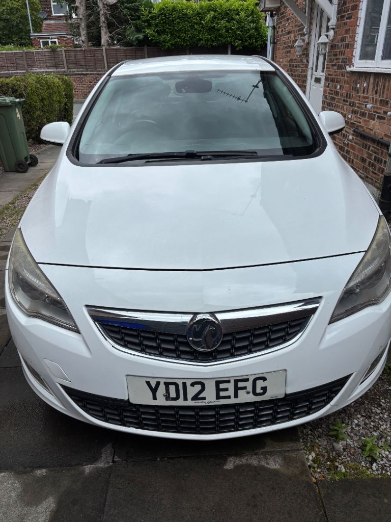 Vauxhall, ASTRA, 2012, Other, 1598 (cc)