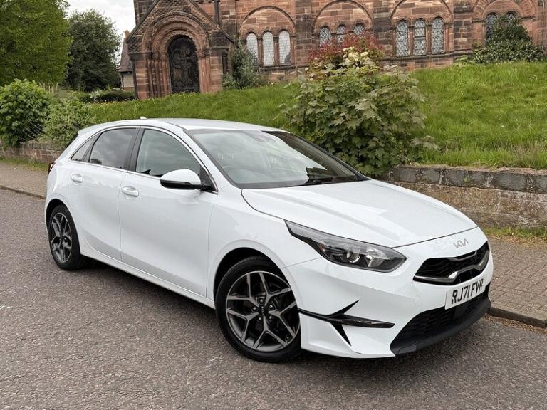 2022 Kia Ceed 1.5 T-GDi 3 Hatchback 5dr Petrol Manual Euro 6 (s/s) (158 bhp) Hatchback Petrol Manual