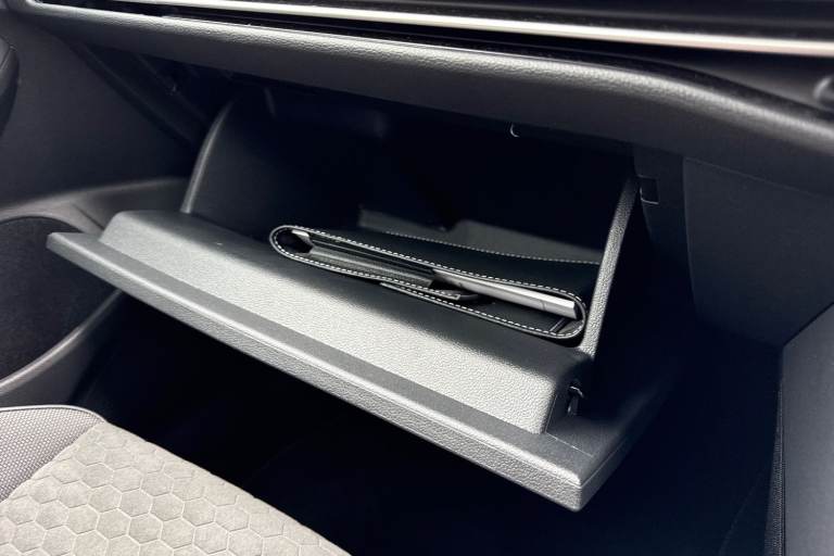 2025 Volkswagen Golf 2.0 TSI 300 GTI Clubsport 5dr DSGÃ¢Â­ÂBlack Pack, DCC, Sunroof, 'Akra Hatch...