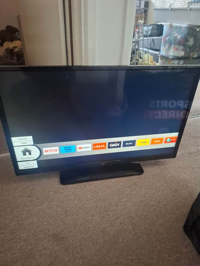 BUSH DLED32HDSSB 32-inch Smart TV with Freeview Play – Good Condition