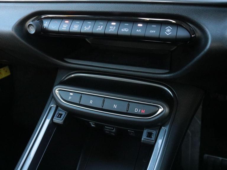 2025 Fiat 600 1.2 Hybrid 48V 136 5dr eDCT-6 HATCHBACK PETROL Automatic