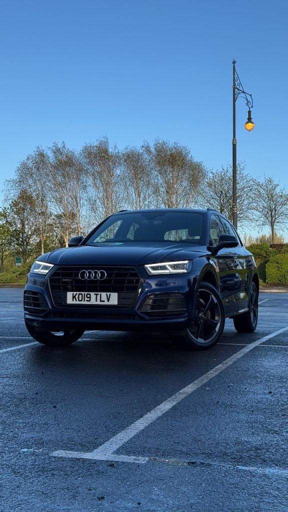 Audi Q5 40 TDI Black edition 