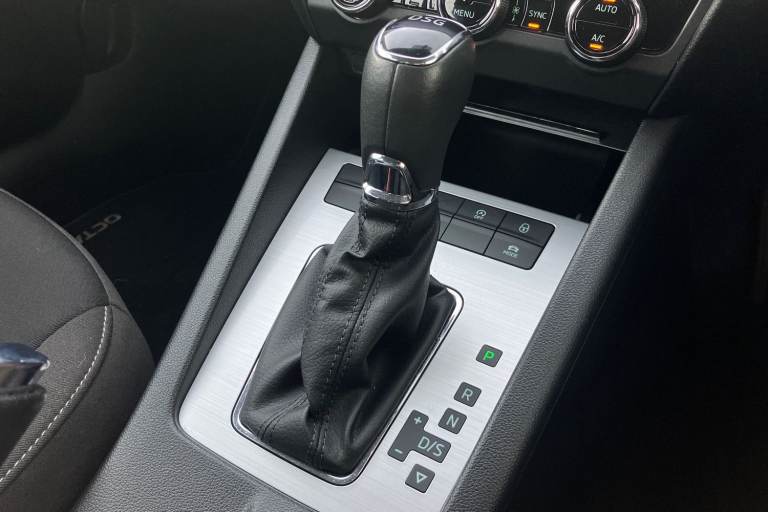 2019 Skoda Octavia 1.5 TSI SE Drive 5dr DSG Estate PETROL Automatic