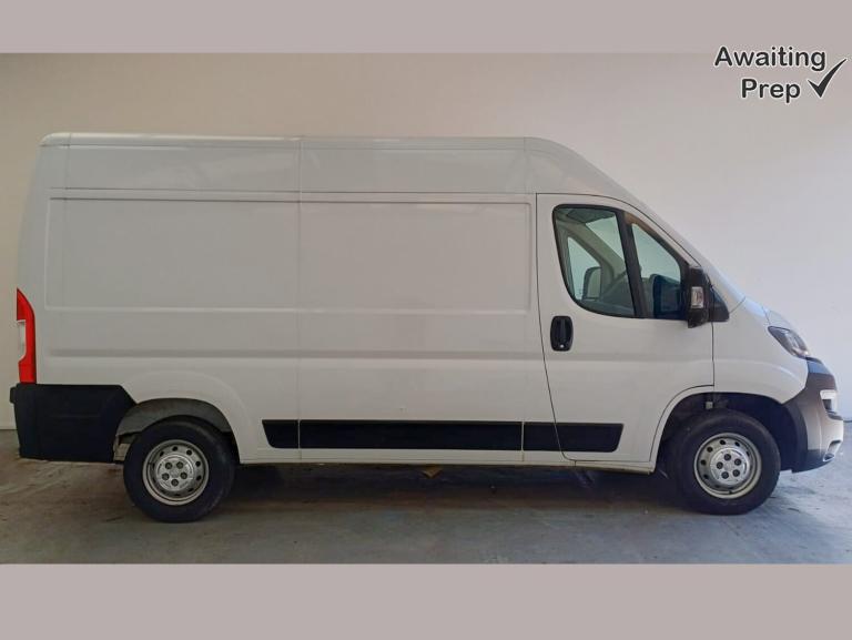 2023 Peugeot Boxer 335 Professional Premium+ L2 H2 MWB 2.2 BlueHDi 140ps Panel Van Diesel Manual