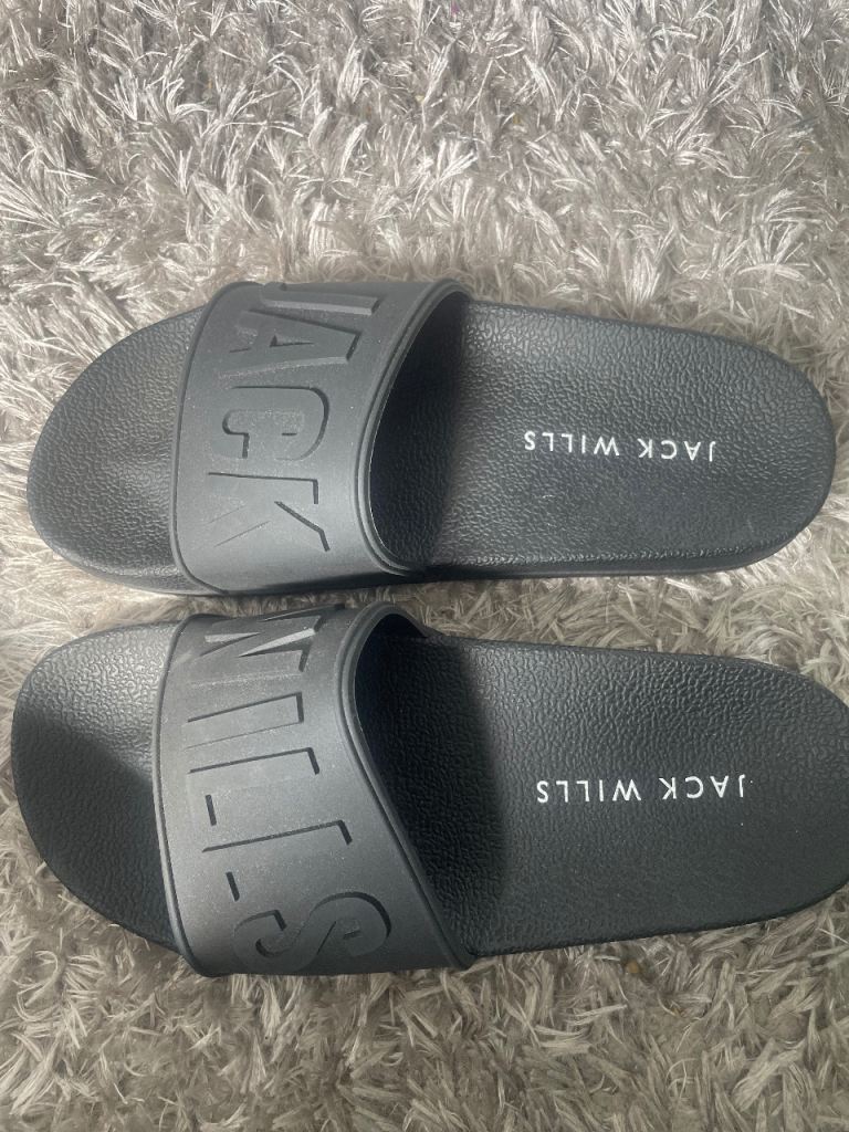 Jack Wills Black Sliders size 5/6