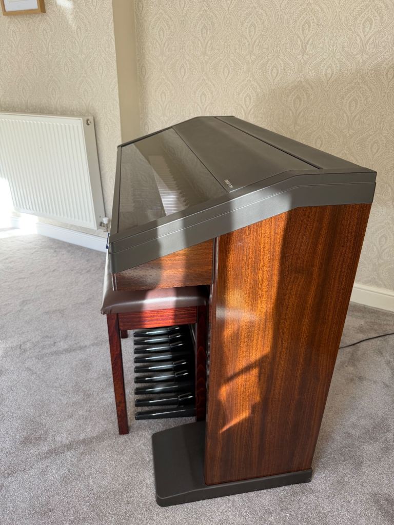 Yamaha Electone EL-70 Electric Organ