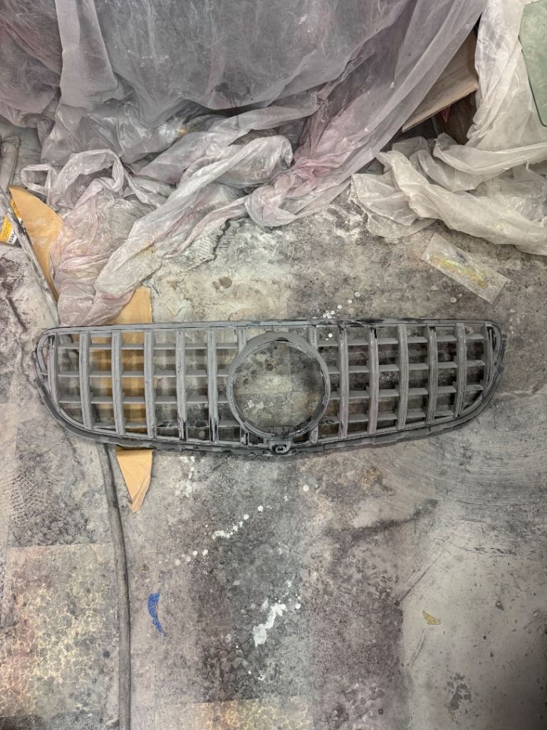 Mercedes GLC X253 C253 Gloss Black Panamericana GT Grille — 2016-2019