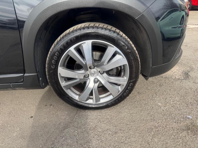 2018 Peugeot 2008 1.2 PureTech Allure Euro 6 (s/s) 5dr HATCHBACK Petrol Manual