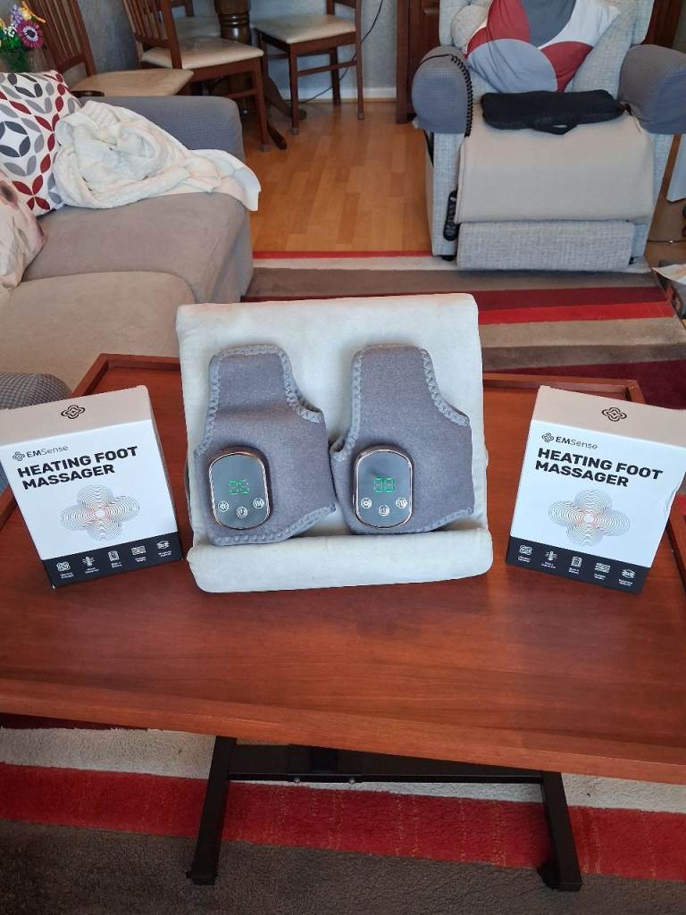 Heating foot massages 