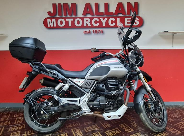 Moto Guzzi V85 Travel