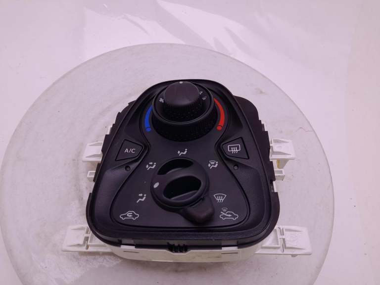 Citroen C1 A/C Heater Control Panel 2014-2022 E1078896