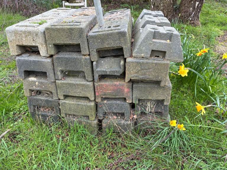 temperary fencing footings