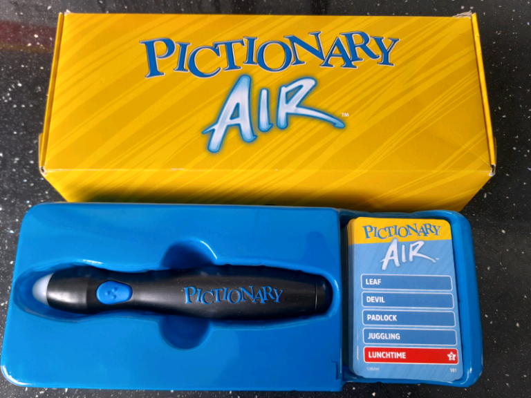 Mattel Pictionary Air Family Drawing Game