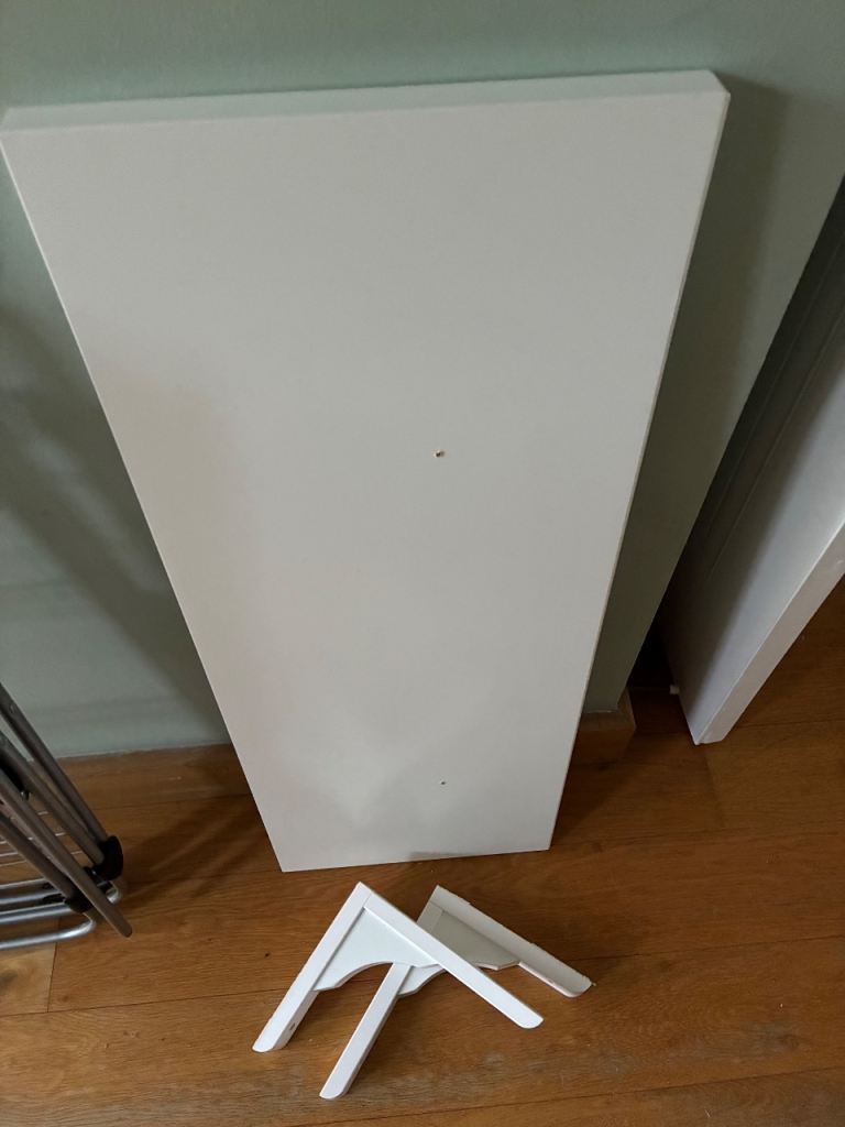 IKEA RAMSHULT White Shelf with Brackets – As Good As New