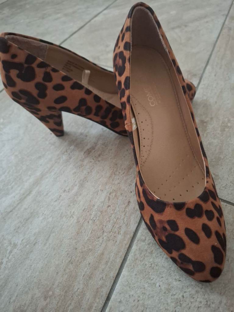 Ladies heels 