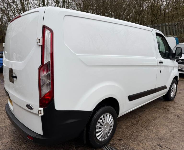 2018 Ford Transit Custom 2.0 TDCi 105ps Low Roof Van PANEL VAN DIESEL Manual