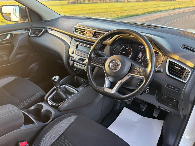 2017 Nissan Qashqai 1.5 dCi Acenta 5dr HATCHBACK DIESEL Manual