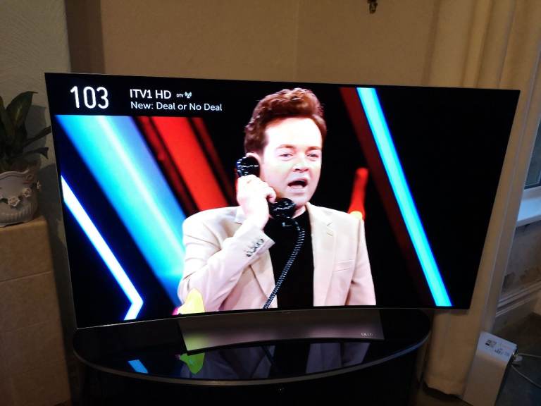 LG 55 CURVED OLED TV(LG55EG920V)SMART/WEBOS/UHD 4K/WIFI/FREEVIEW HD/ULTRA SLIM.