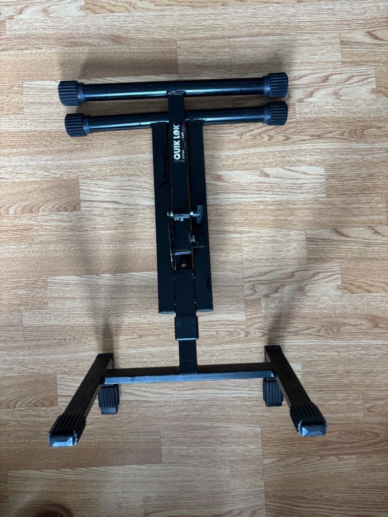 Guitar Amplifier Stand