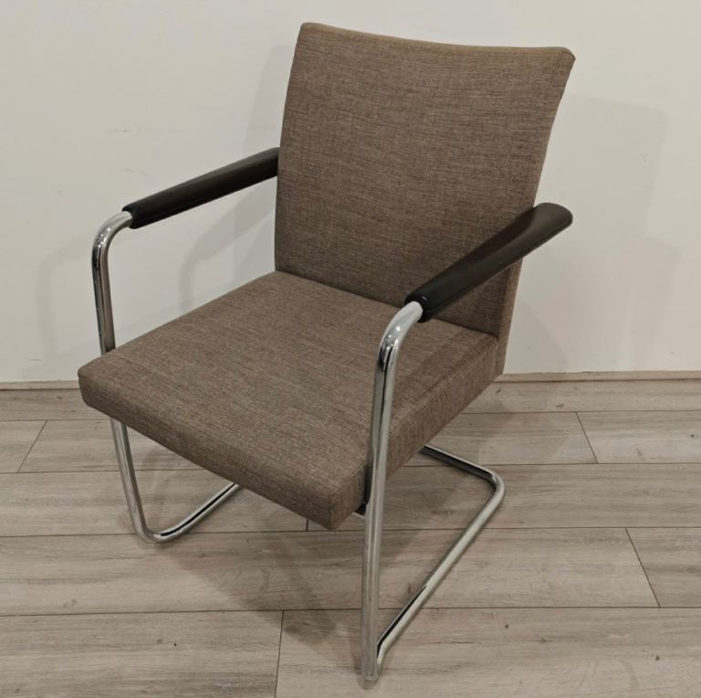 Brunner Conference Chair, Beige Fabric / Chrome Cantilever Frame