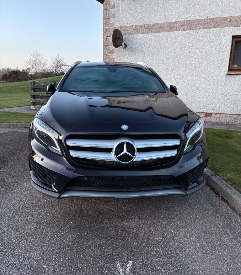 Mercedes-Benz GLA AMG Line Premium (4MATIC)